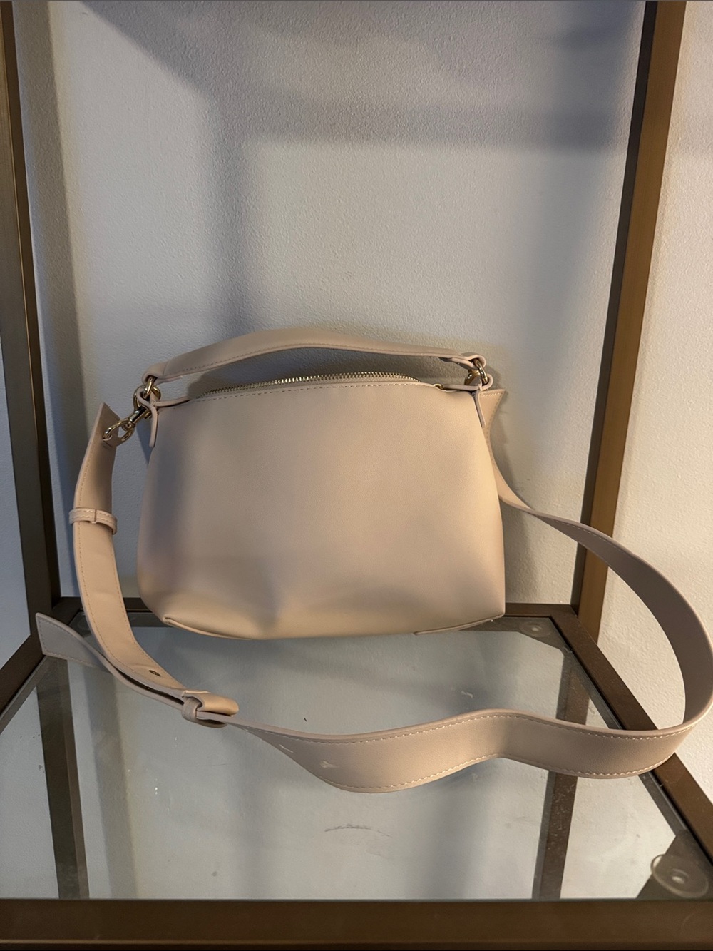 Mango Cream Leather Crossbody Bag